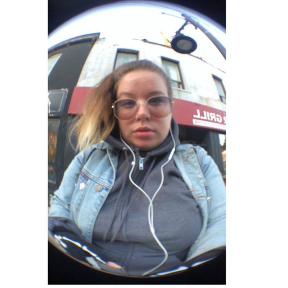 Meet your Posher, Madi - Picture 1 of 1